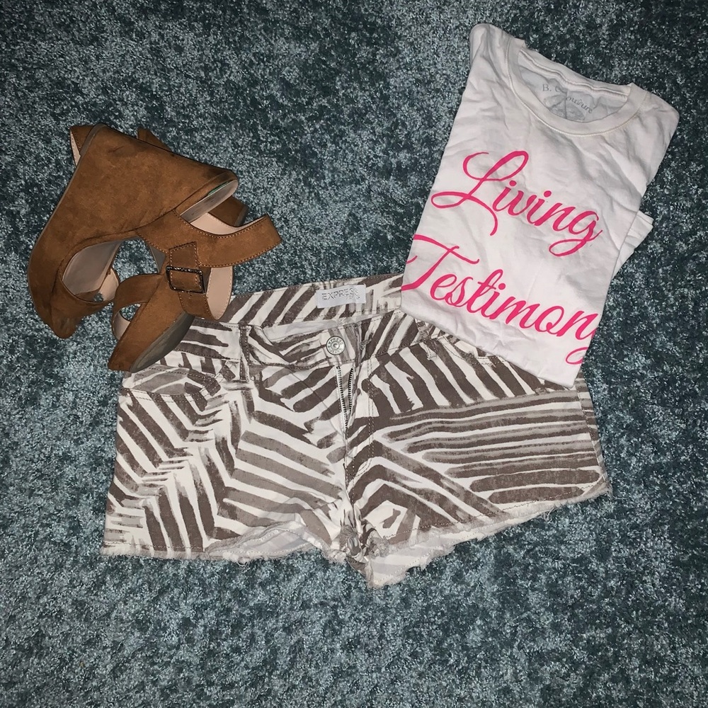 SOLD Express Animal Print Jean 2in Shorts Size 10